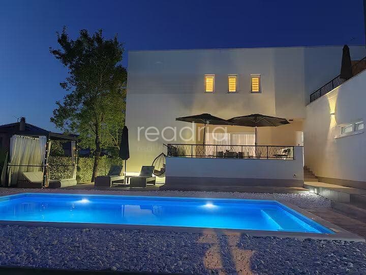 House Kraj, Dicmo, 240m2 - 17