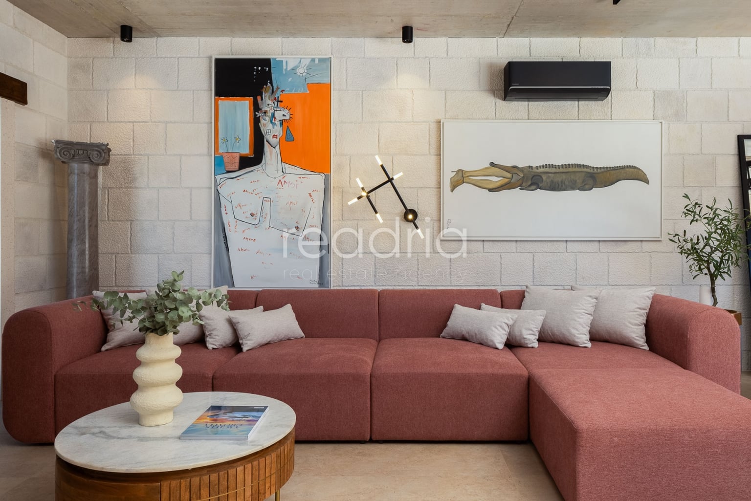 Luksuzna mediteranska vila u blizini Splita – privatnost, prostor i investicijski potencijal — Image 13