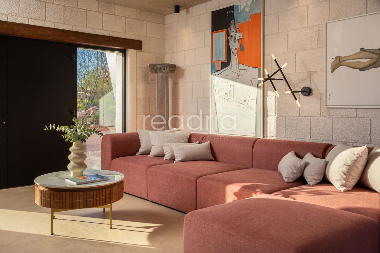 Luksuzna mediteranska vila u blizini Splita – privatnost, prostor i investicijski potencijal — Image 16