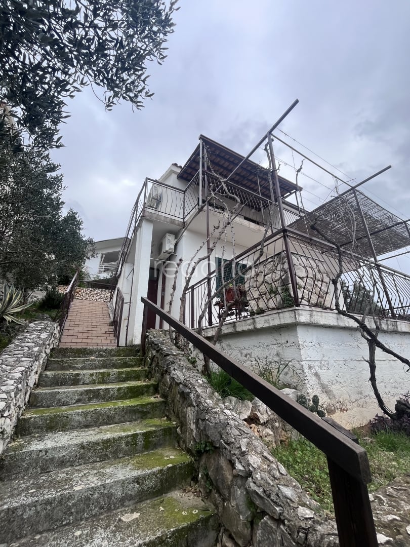 Kuća: Sevid - 110m2 - Drugi red od mora - 2 stana — Image 13