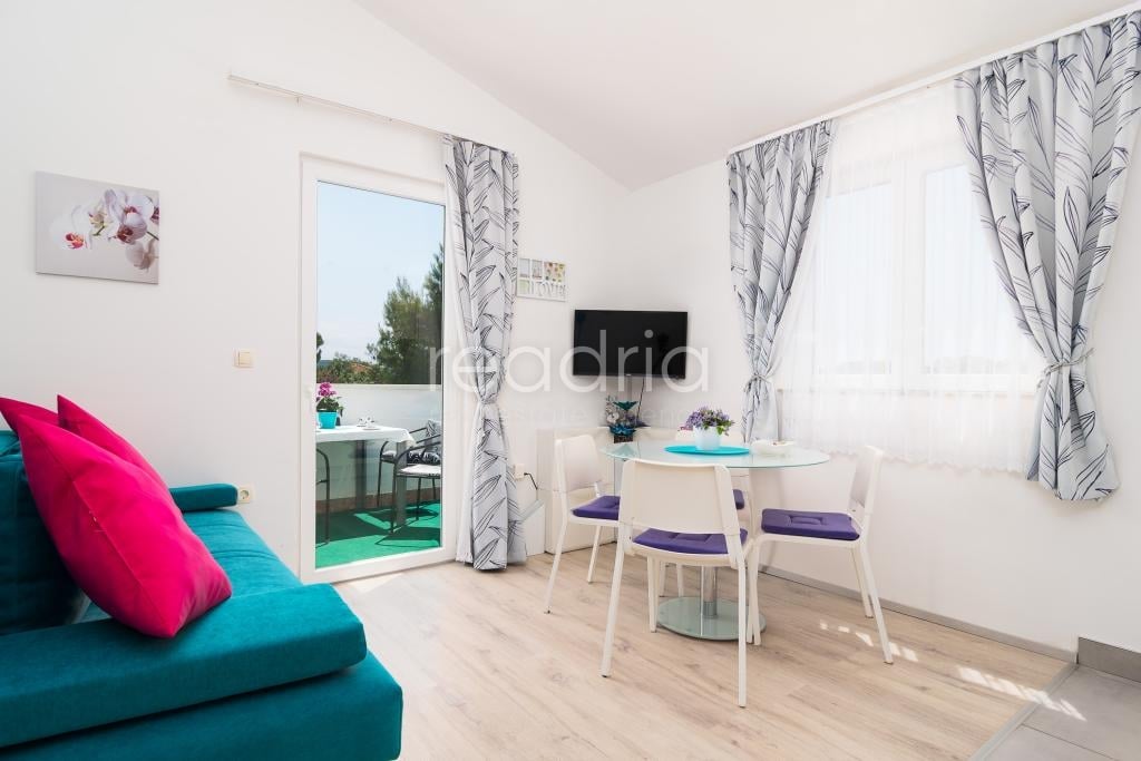 SEVID, MARINA – APARTMENT HOUSE IN AN EXCELLENT LOCATION, 3RD LINE FROM THE SEA — Image 10
