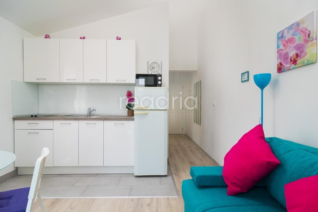 SEVID, MARINA – APARTMENT HOUSE IN AN EXCELLENT LOCATION, 3RD LINE FROM THE SEA — Image 11