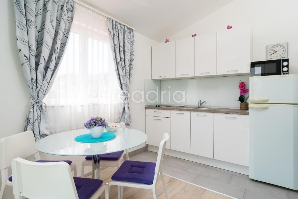 SEVID, MARINA – APARTMENT HOUSE IN AN EXCELLENT LOCATION, 3RD LINE FROM THE SEA — Image 13