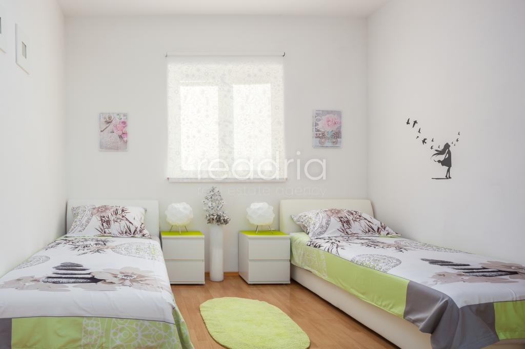 SEVID, MARINA – APARTMENT HOUSE IN AN EXCELLENT LOCATION, 3RD LINE FROM THE SEA — Image 18