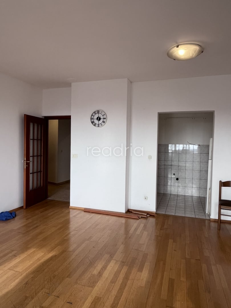 Prodaja: Stan: Split, 79.50m² - Belvedere - 3 sobe - za renovaciju  — Image 8