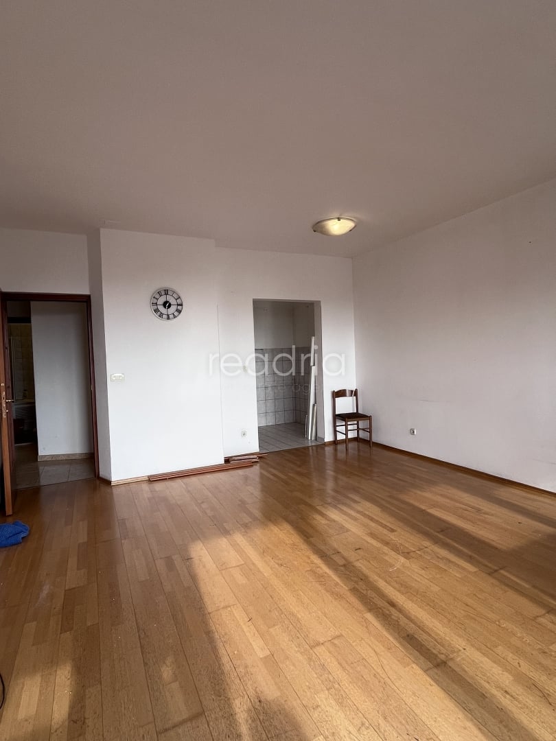 Prodaja: Stan: Split, 79.50m² - Belvedere - 3 sobe - za renovaciju  — Image 11