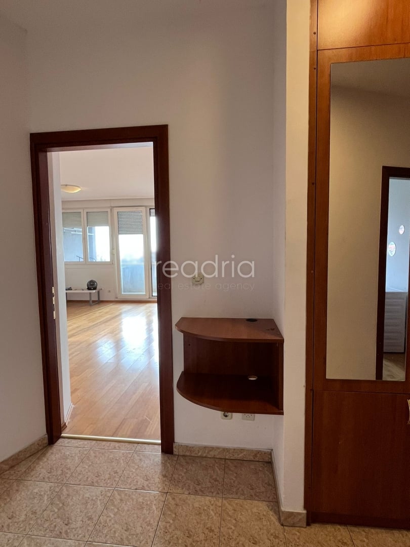 Prodaja: Stan: Split, 79.50m² - Belvedere - 3 sobe - za renovaciju  — Image 4