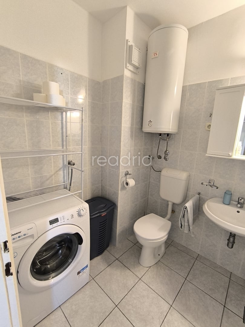 Stan: Split - Centar - 2S - Dugoročno - Dobri - — Image 9