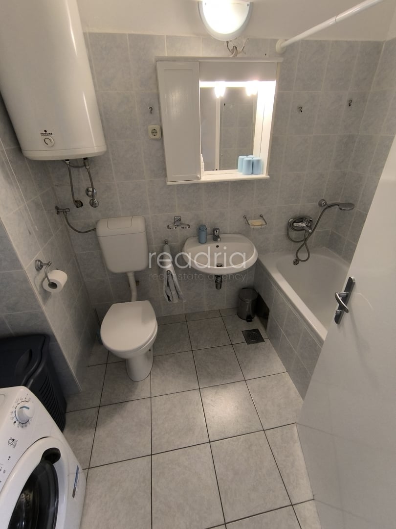 Stan: Split - Centar - 2S - Dugoročno - Dobri - — Image 10