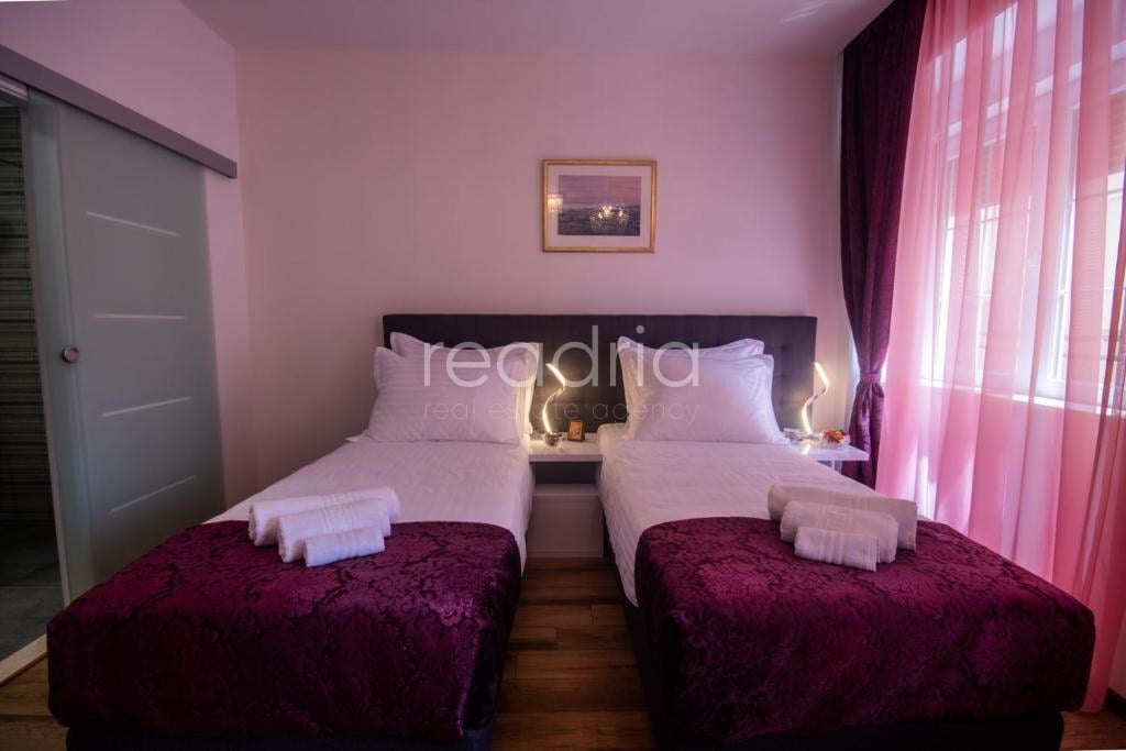Luksuzne sobe u strogom centru - uhodan posao s visokim povratom — Image 7