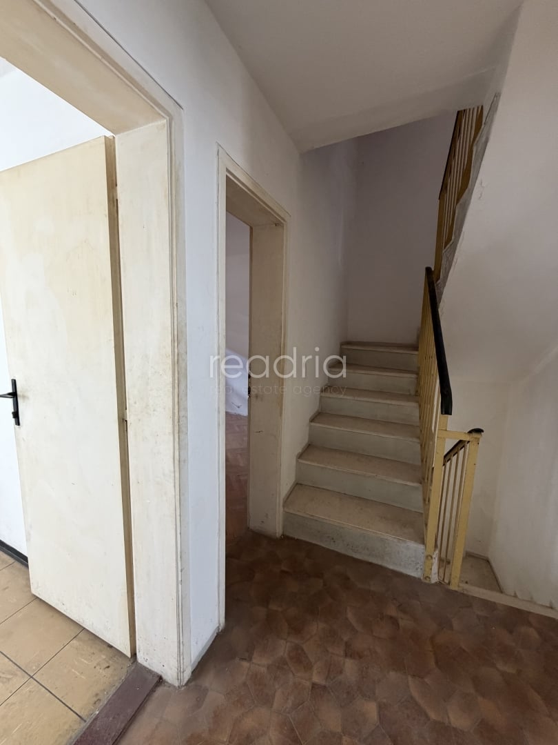 Split, Excellent Location – 4 Floors with Terrace – Great Tourist Potential — Image 7