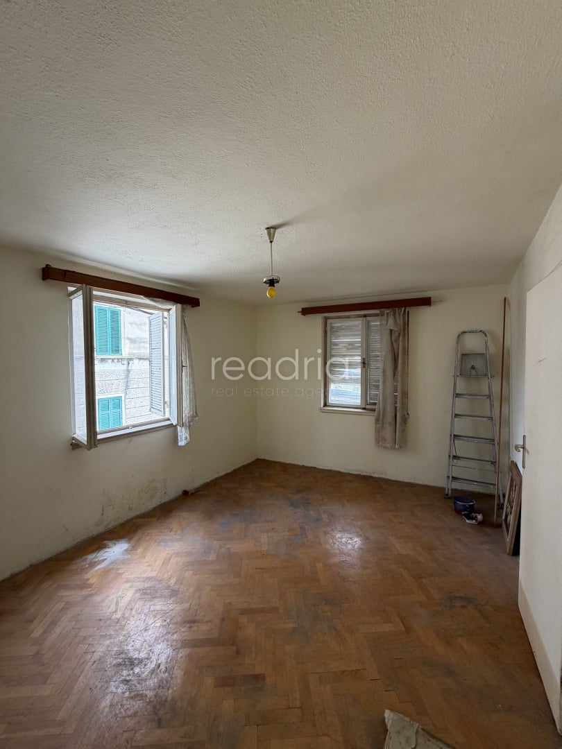 Split, Excellent Location – 4 Floors with Terrace – Great Tourist Potential — Image 10