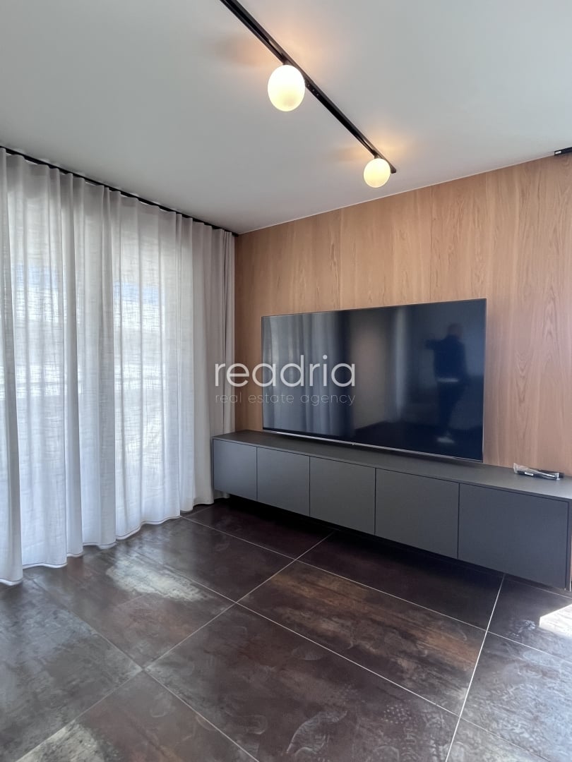 Luxury Fully Furnished Apartment with Terrace and Jacuzzi – 58 m², 1 Bedroom - Split, Mejaši — Image 13