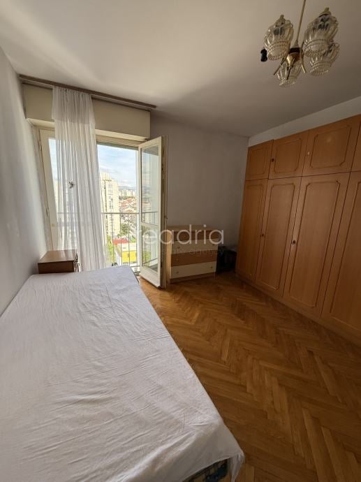 Split - Kocunar -  41m2 - Potrebna renovacija — Image 3