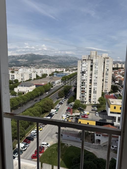 Split - Kocunar -  41m2 - Potrebna renovacija — Image 6
