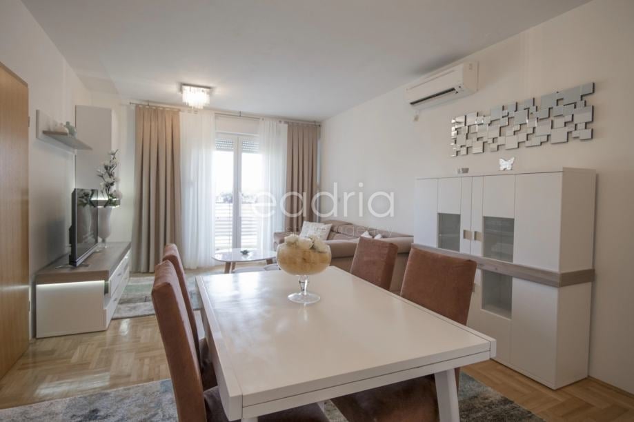 Split, Pazdigrad, dvosoban, 62m2, van turističke sezone — Image 5