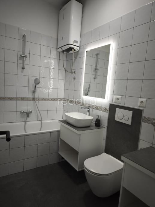 Split, Visoka, jednosobni, 44m2, dugoročno — Image 3