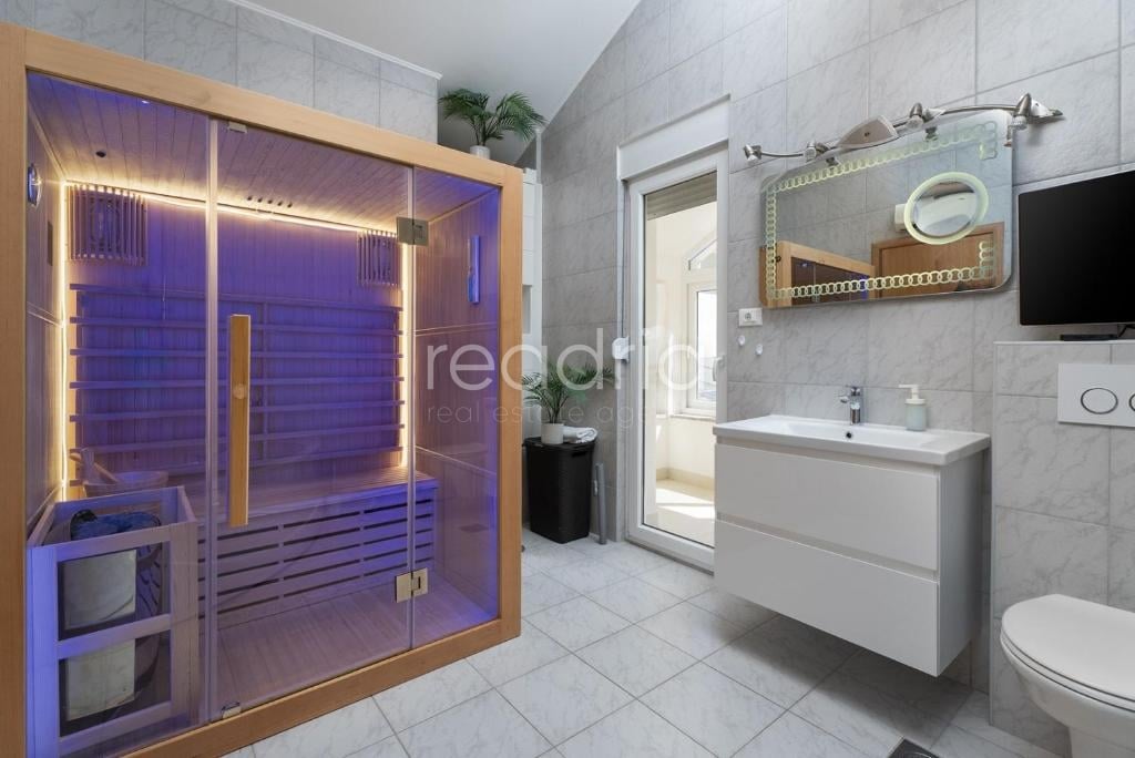 EXCLUSIVE | LUXURY SELF-SUSTAINABLE VILLA WITH HEATED POOL, JACUZZI, SAUNA AND ADDITIONAL HOUSE — Image 15