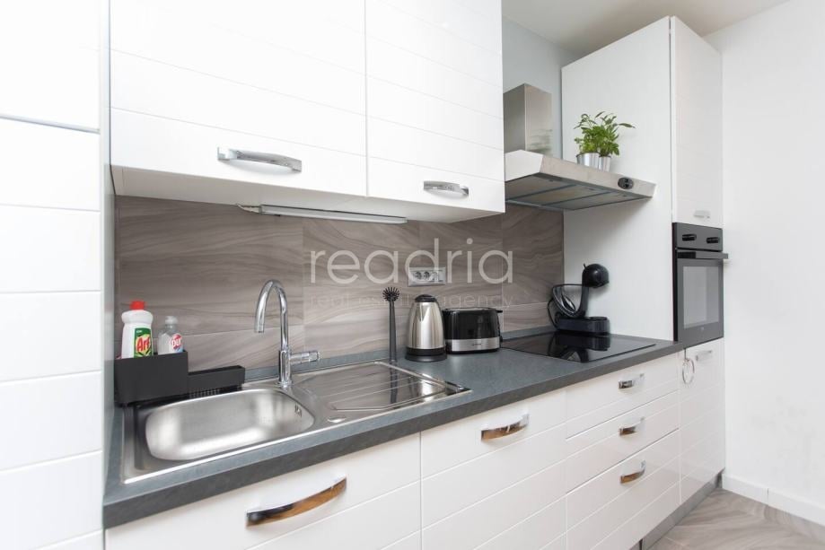 Flat Gripe, Split, 40m2 — Image 6