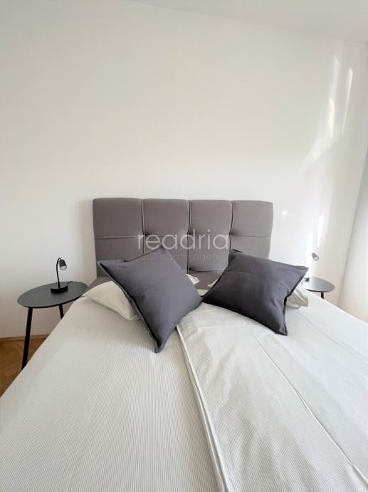 Flat Dobri, Split, 79m2 - Image 8