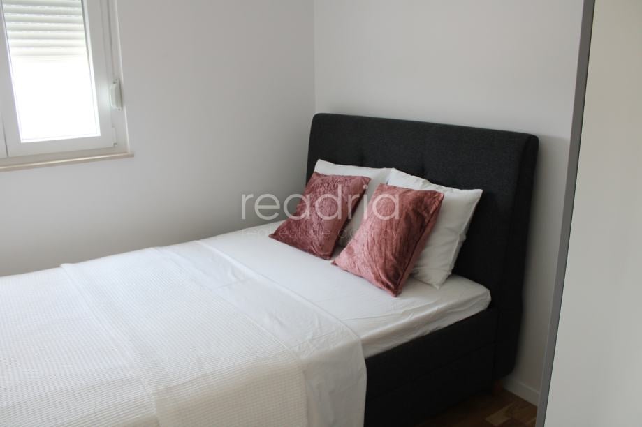 Split, Sirobuja, 2S+DB, dugoročno - Image 15
