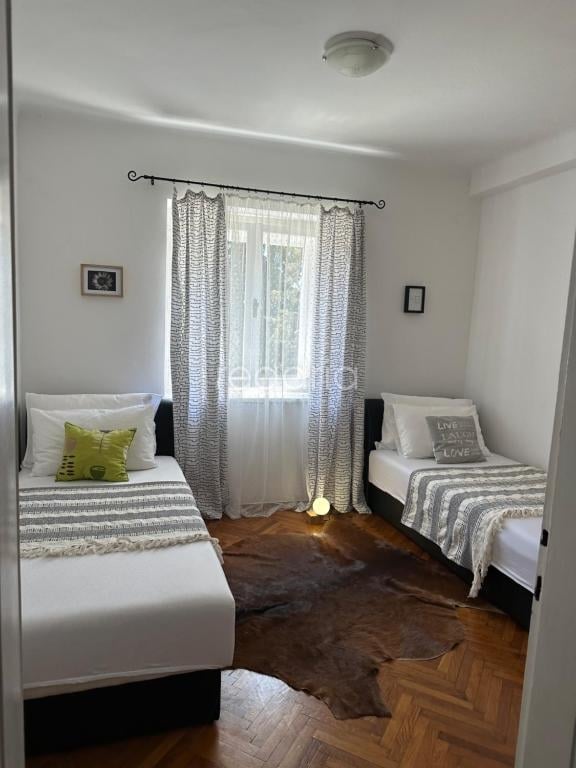 Stan za najam Kaštel Gomilica, 3S, Pogodno za radnike i poslovne korisnike - Image 12