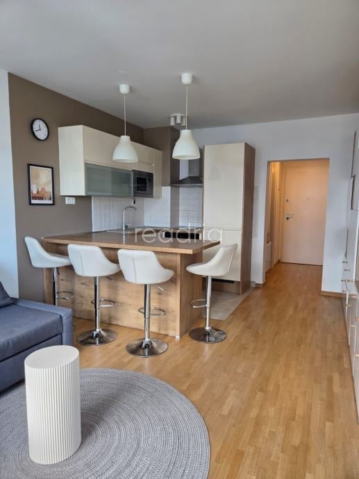 Dugoročni najam, Trešnjevka, 40 m², 1S+DB - Image 2