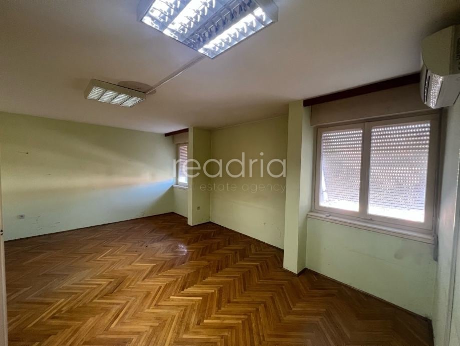 Prodaja: Stan: Split, 89,69 m² - Spinut - 3 sobe - za renovaciju — Spinut, Split