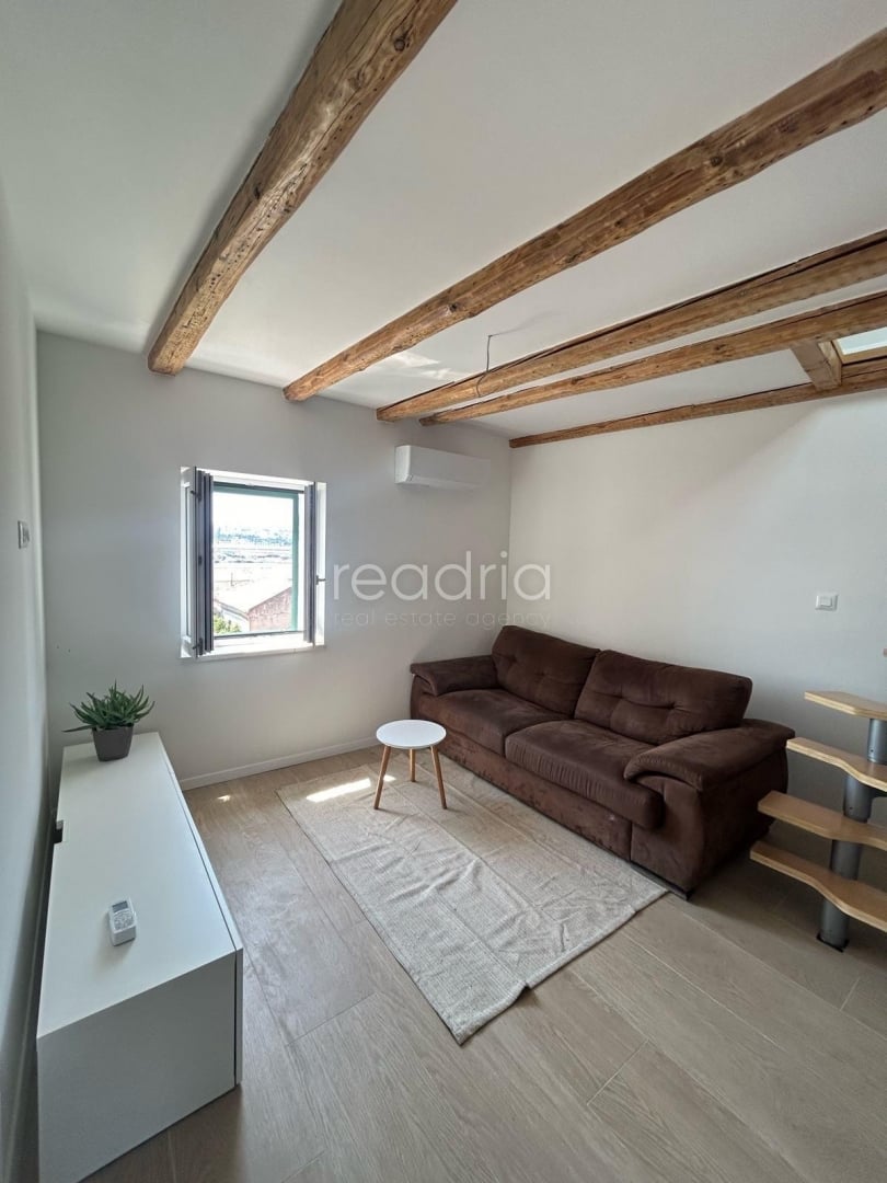 Stan: Solin, Vranjic - 2S - Novoureden - Dugoročno - — Vranjic, Solin - Okolica