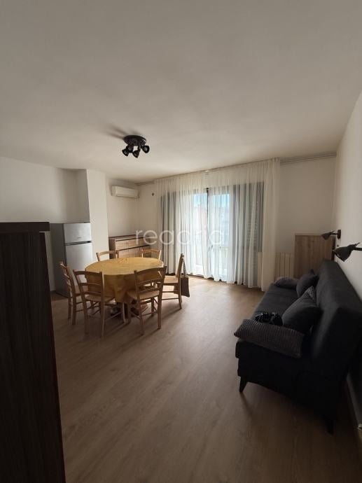 Split, Sirobuja, trosobni, 90m2, dugoročno — Sirobuja, Split
