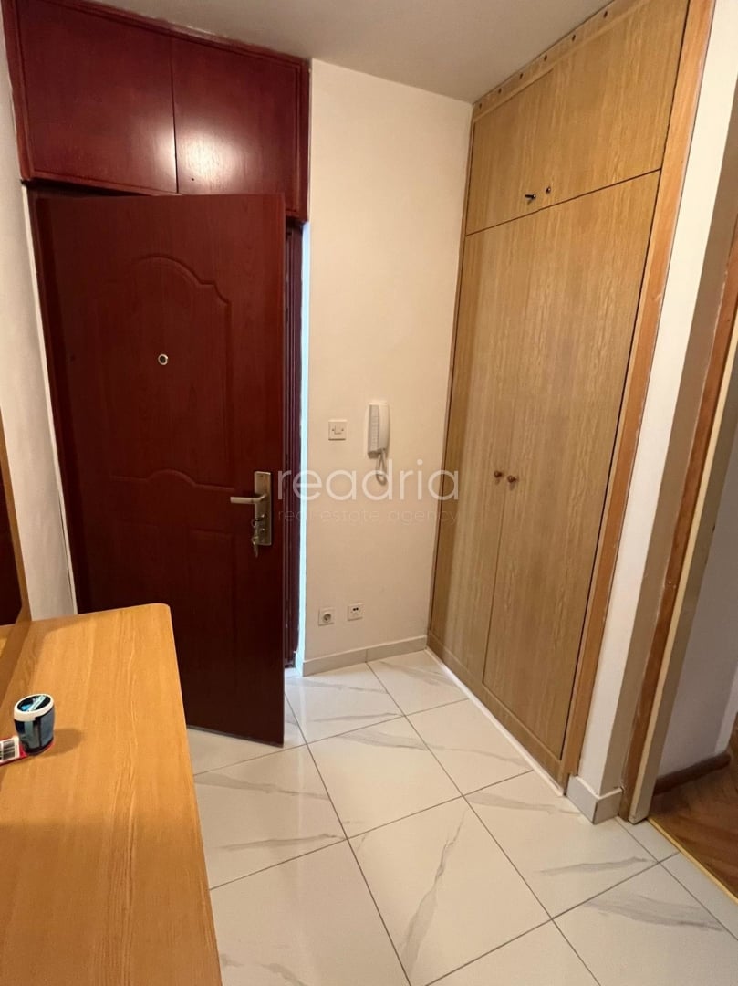Solin, Japirko, garsonijera, 33m2, 1.9.2026.-31.5.2027. — Japirko, Solin