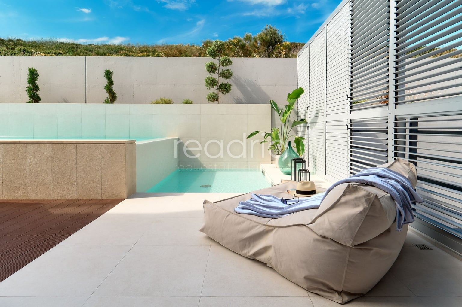 Žnjan, jednosobni, 50m2 + 90m2, 1.9.-1.6. — Žnjan, Split