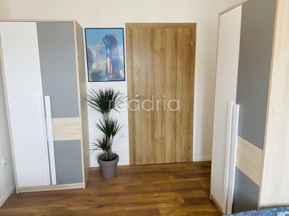 Split, Visoka, 2S + DB, 65m2, 1.10.-15.6. - Visoka, Split