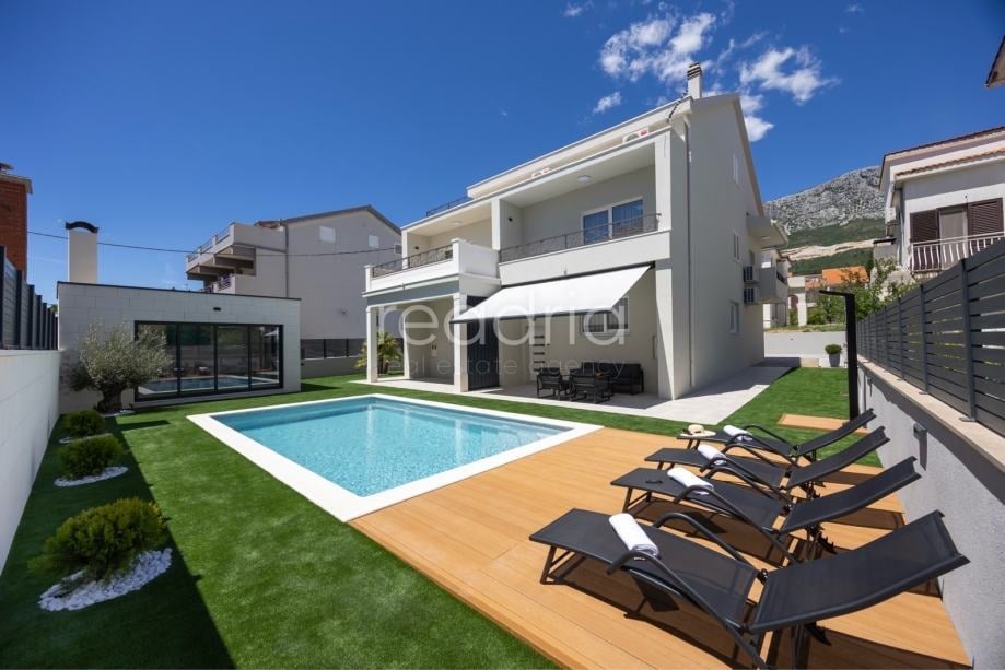 Kaštel Gomilica, 4S + DB, dvoetažni, van turističke sezone - Kaštel Gomilica, Kaštela