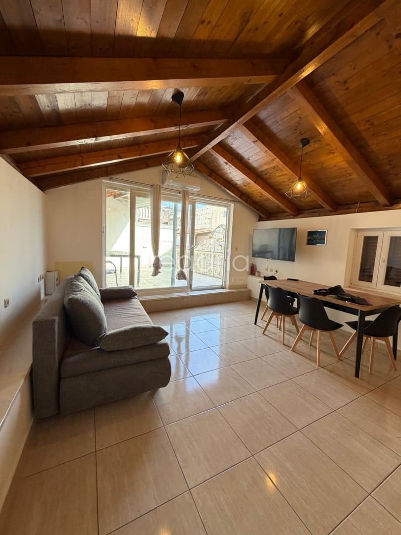 Kaštel Štafilić, smještaj za radnike, 3S+DB - Kaštel Štafilić, Kaštela
