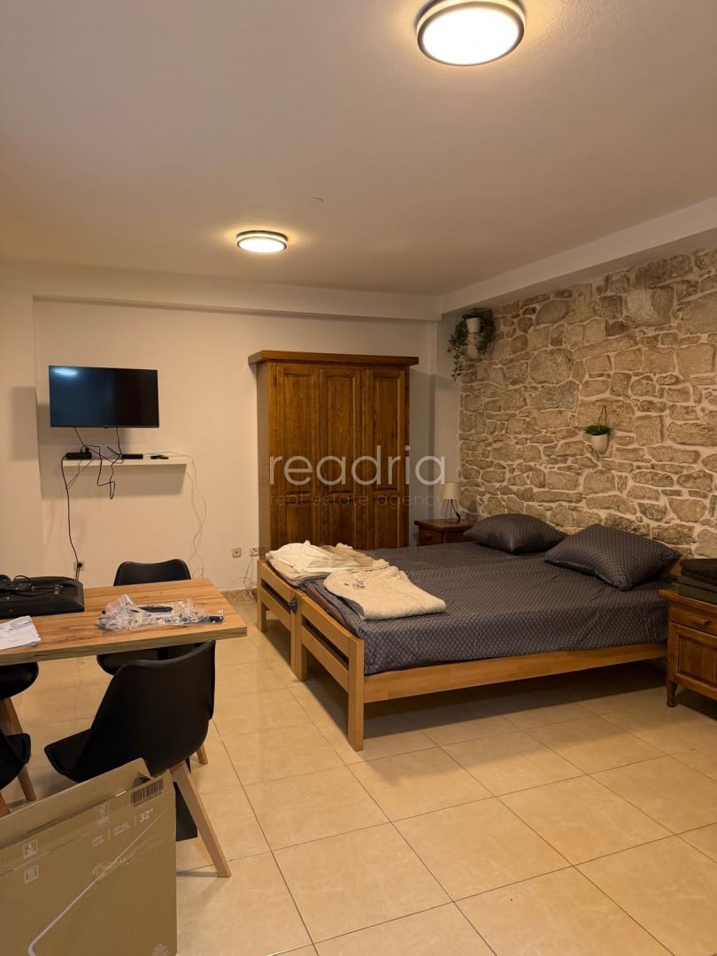 Kaštel Štafilić, smještaj za dva radnika, dugoročno - Kaštel Štafilić, Kaštela